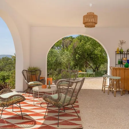 Casa Botanic Calella De - By Emerald *